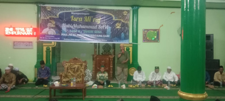 Dalam Rangka peringatan Israj Mi'raj Nabi Besar Muhammad SAW Masjid Al-Misbakh Sindang Sari. dengan penceramah DR.KH.MOH.MAHRUS S.ag.M.Hi Samarinda.