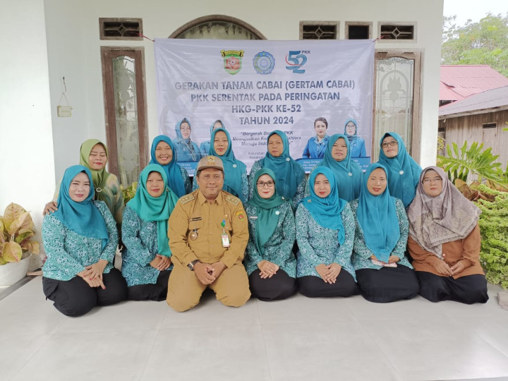 GERAKAN TANAM CABAI DALAM RANGKA PERINGATAN HARI KESATUAN GERAK PKK KE-52 TAHUN 2024.