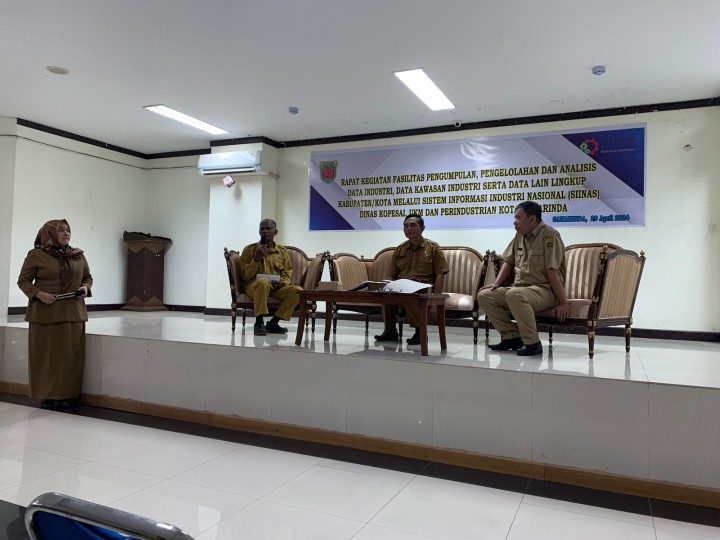 Rapat pendahuluan Fasilitas Pengumpulan,Pengolahan dan Analisis Data Industri ,Data Kawasan Industri serta Data Lingkup Kabupaten/ Kota Melalui Sistem Informasi Industri Nasional (SIINas).