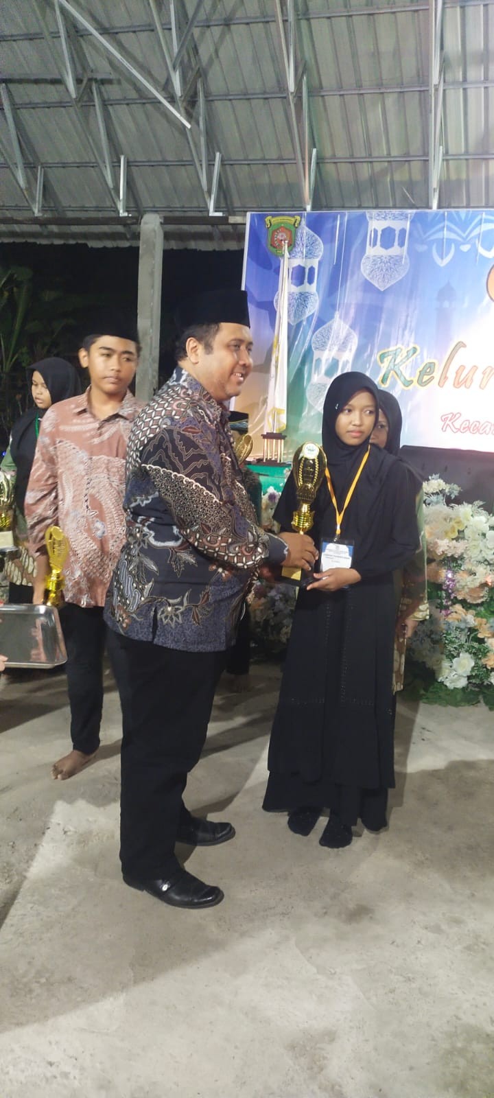 Mengahadiri Undangan Penutupan MTQ Tingkat  Kecamatan Sambutan yang ke -46 Di Kelurahan Sungai Kapih.