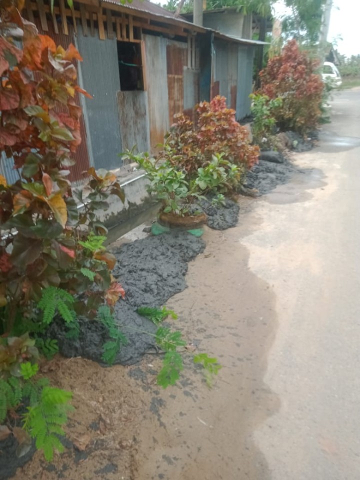 Gotong Royong Lingkungan di wilayah masing-masing RT Se-Kelurahan Sindang Sari.