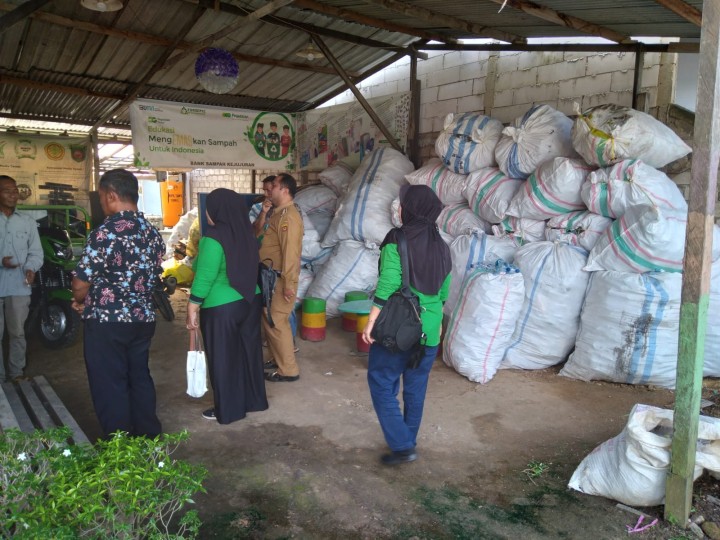 Kegiatan kunjungan ke kampung salai Cahaya Barokah Ke Kampung Salai Kejujuran di wilayah  RT.43 Kel. Sempaja Timur Kec. Samarinda Utara