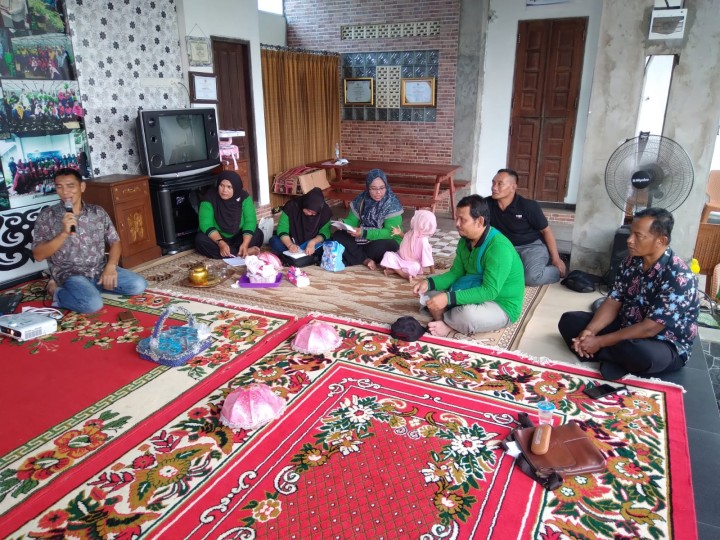 Kegiatan kunjungan ke kampung salai Cahaya Barokah Ke Kampung Salai Kejujuran di wilayah  RT.43 Kel. Sempaja Timur Kec. Samarinda Utara