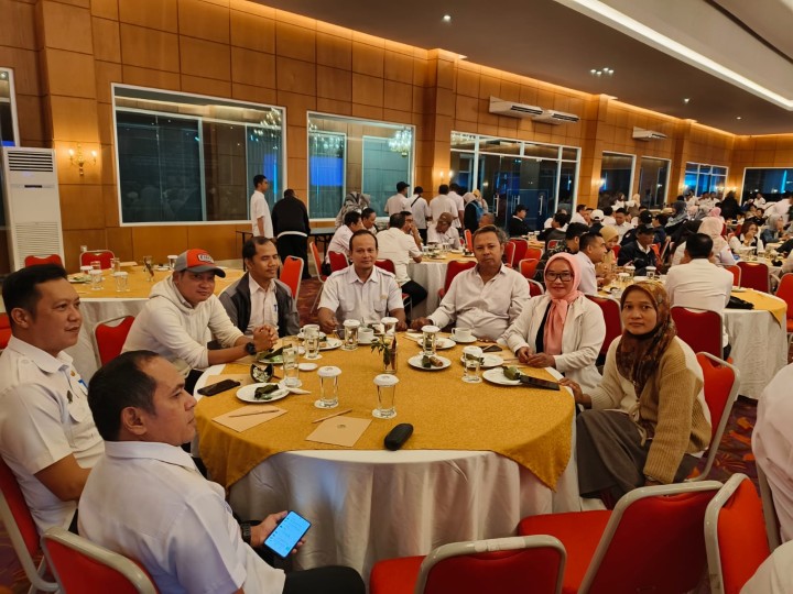 Bimtek Pengolahan dan Pertanggungjawaban Keuangan PPK dan PPS pada Pemilihan Gubernur dan Wakil Gubernur Kalimantan Timur serta Walikota dan Wakilwalikota Samarinda Tahun 2024.