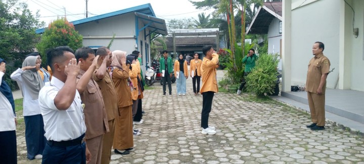 Rutinitas Apel Pagi di Lingkungan Pemerintahan Kantor Kelurahan Sindang Sari