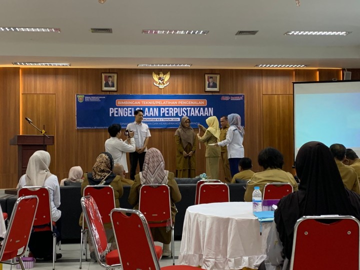 Bimbingan Teknis/Pelatihan Pengenalan Pengelolaan Perpustakaan Tingkat Kota Samarinda Angkatan ke 1.