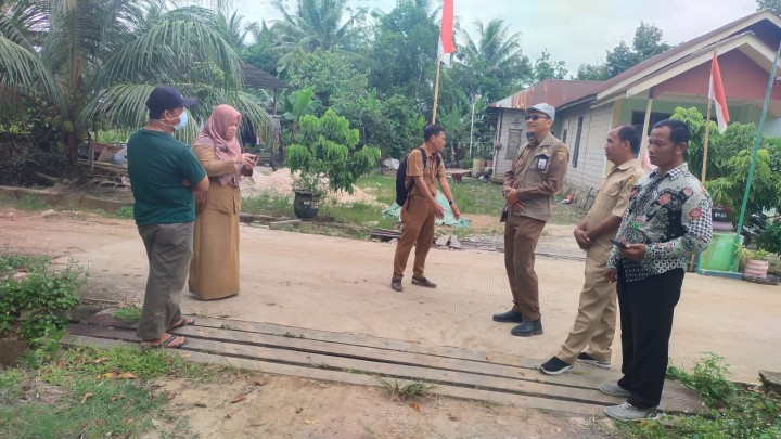 Menerima Kunjungan Tim dari Dinas Lingkungan Hidup (DLH) Samarinda.