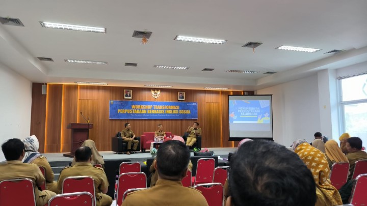 Narasumber Workshop Transformasi Perpustakaan Berbasis Inklusi Sosial