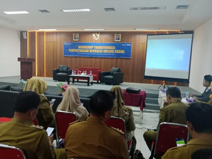 Narasumber Workshop Transformasi Perpustakaan Berbasis Inklusi Sosial
