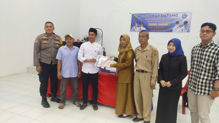 Sosialisasi Pelatihan BarberShop oleh GHANESA Samarinda. PROBEBAYA di bidang Pemberdayaan Masyarakat Tahun 2024.