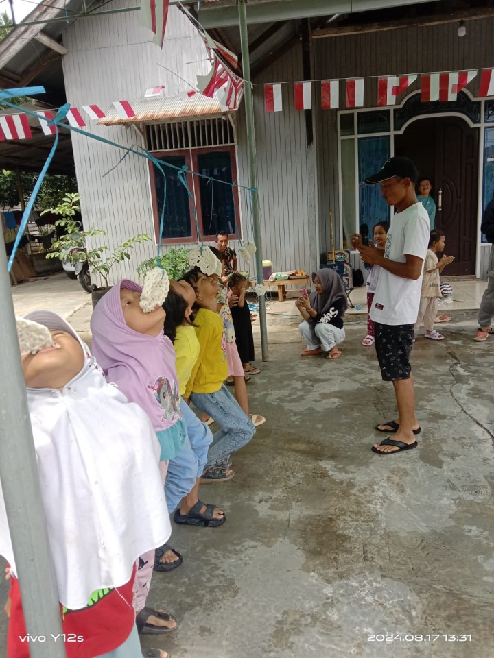 Kegiatan Perlombaan di setiap Lingkungan RT Sindang Sari.