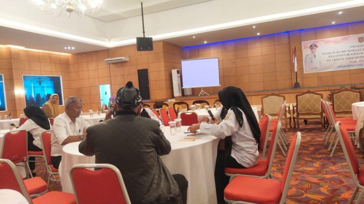 Pengukuhan Forum Komunikasi Kecamatan Sehatdan Pokja Kelurahan Sehat Kota Samarinda Periode 2024 - 2029