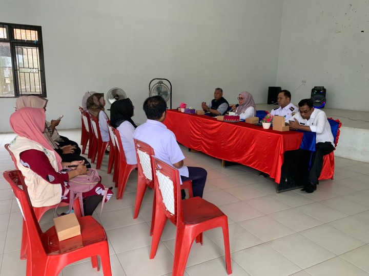 Rapat Koordinasi Pembagian Kartu Gas Elpiji untuk Kelurahan Sindang Sari, Kelurahan Makroman dan Kelurahan Pulau Atas