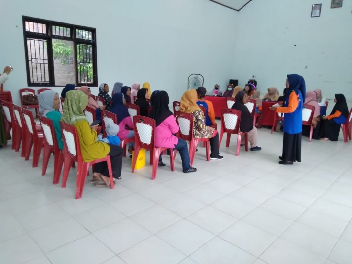 Kegiatan sekolah lansia GEMA LANTANG di kelurahan Sindang Sari Dihadiri oleh para lansia warga kekurahan sindang sari di fasilitasi oleh BKKBN Provinsi Kalimantan Timur. Dengan kegiatan penyuluhan dan pemeriksaan Kesehatan