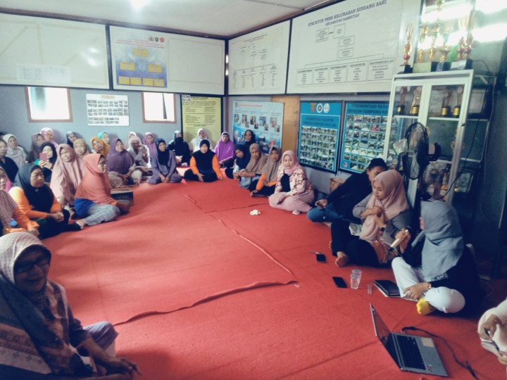 Sekolah lansia Gema Lantang jum'at 18 Oktober 24 dengan materi Psikologi pada Lansia oleh Dosen Untag ibu Diana Imawati S.Psi, M.Psi