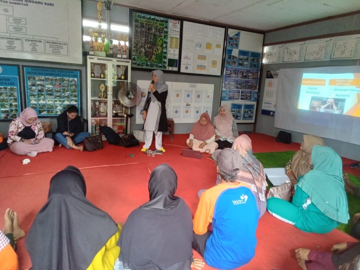 Sekolah lansia Gema Lantang jum'at 18 Oktober 24 dengan materi Psikologi pada Lansia oleh Dosen Untag ibu Diana Imawati S.Psi, M.Psi