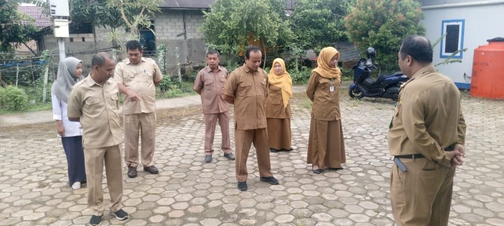 apel pagi di lingkungan pemerintahan Kelurahan Sindang Sari Pejabat Struktural ASN dan NON ASN Kelurahan Sindang Sari