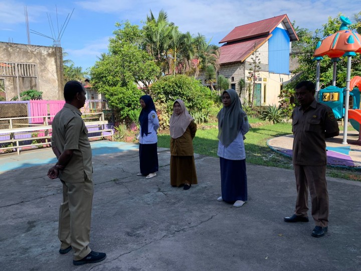 Apel pagi di lingkungan pemerintahan Kelurahan Sindang Sari Pejabat Struktural ASN dan NON ASN Kelurahan Sindang Sari