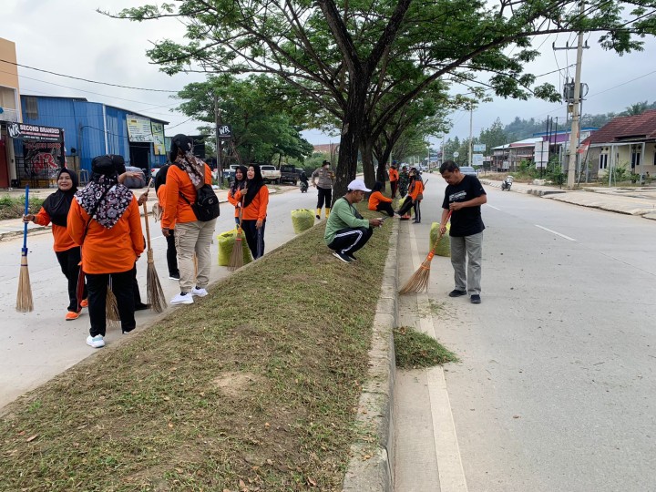 Pencanangan  Bulan Bhakti Gotong Royong (BBGRM) XXI Tingkat Provinsi Kalimantan Timur Tahun 2024