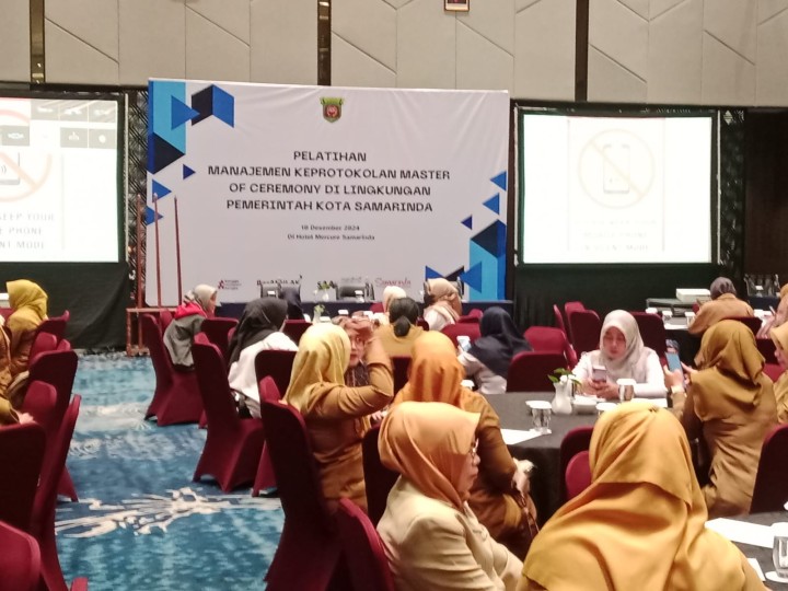 Pelatihan manajemen keprotokolan master dihotel mercure