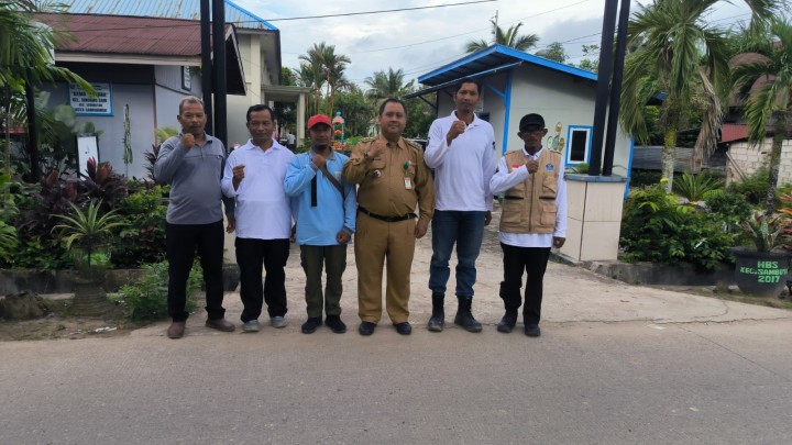 Penanaman Rumput Vetiver Untuk Pencegahan Bencana Tanah Longsor
