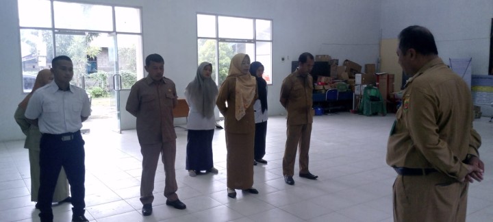 Rutinitas Apel pagi di lingkungan pemerintahan Kelurahan Sindang Sari