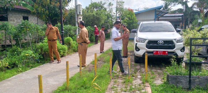 Peninjauan Lapangan akan di lakukan pembuatan drainase oleh Tim PUPR.