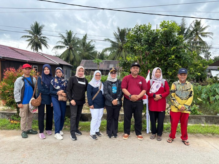 Memperingati HUT  Kota Samarinda dan HUT Pemerintah Kota . Kegiatan Jalan Santai Di wilayah Kelurahan Sindang Sari.