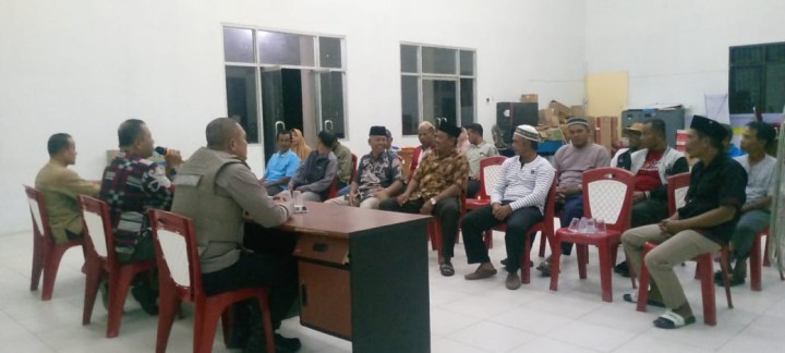 Mengikuti Kegiatan Rapat Kordinasi Bersama semua Ketua LPM,Ketua RT dan Tokoh Masyarakat