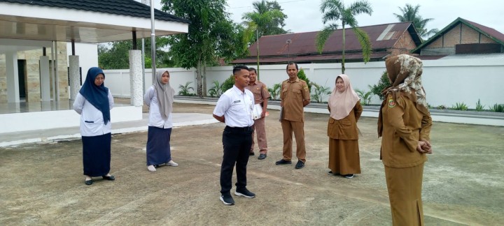 Rutinitas Apel pagi di lingkungan pemerintahan Kelurahan sindang sari