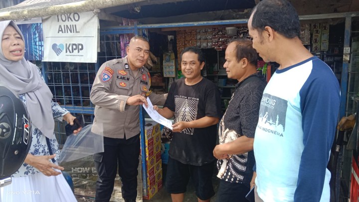 Memberikan Himbauan tentang perwali untuk Tempat Hiburan Malam yang berada di wilayah RT.07 dan 09 Sindang Sari.