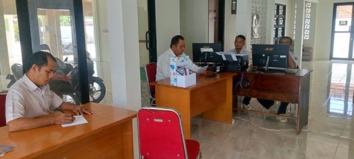 Rapat Kordinasi Internal Pegawai Kelurahan Sindang Sari.