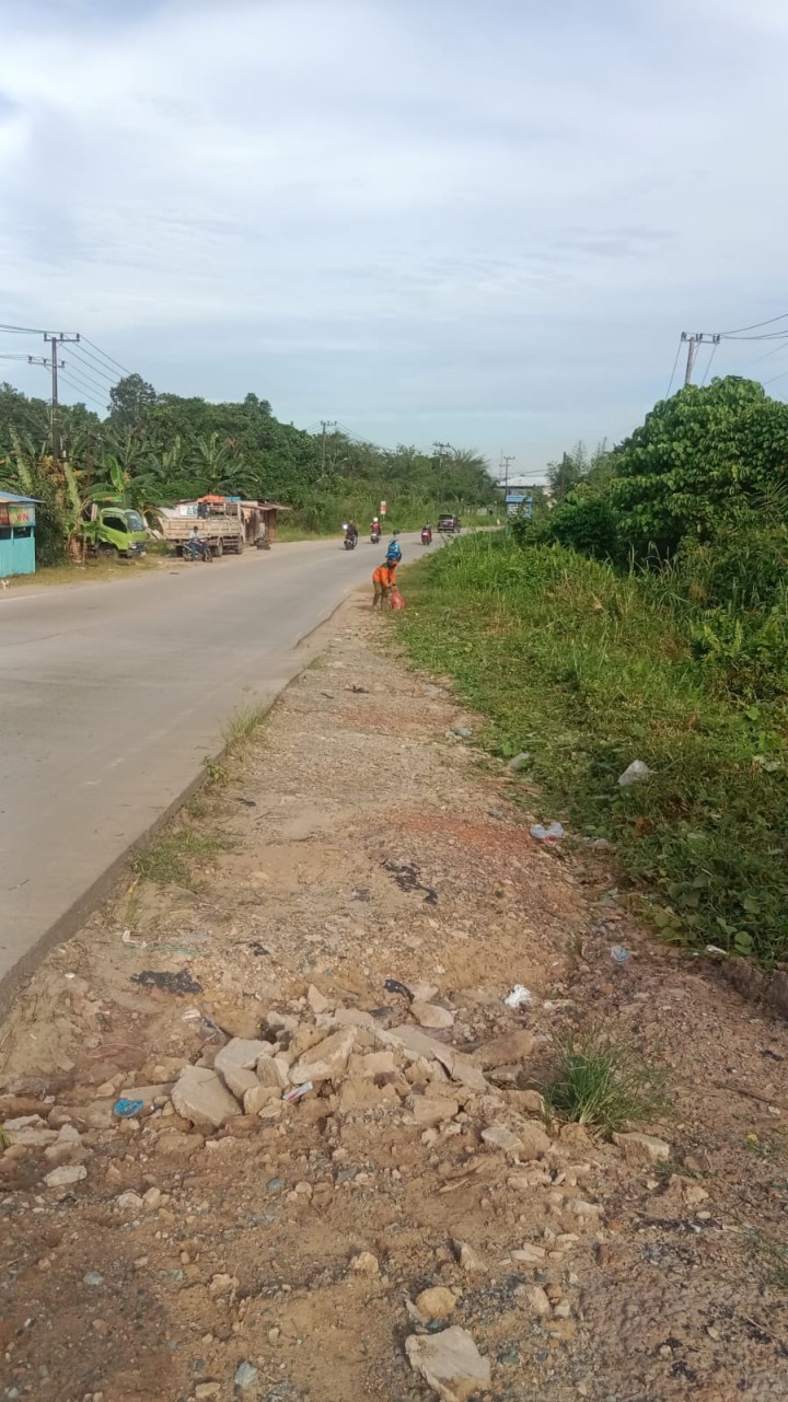 Kegiatan Aksi Pungut Sampah Serentak Se kota Samarinda. Di wilayah Kecamatan Masing-masing.