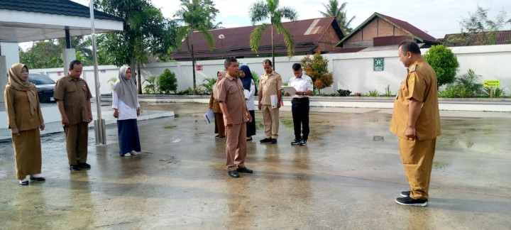 Rutinitas Apel pagi di Pemerintahan Kelurahan Sindang Sari