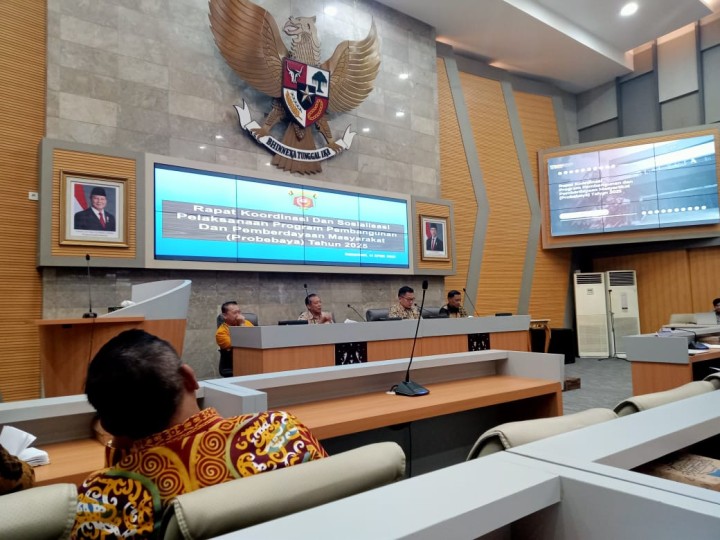 Sosialisasi Pelaksanaan Program pembangunan dan pemberdayaan masyarakat (Probebaya) Tahun 2025.