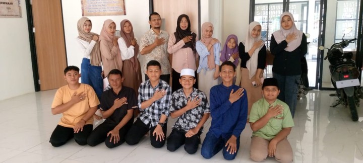 Pembinaan Remaja Kelurahan Sindang Sari. Di hadiri oleh Kasi Kesra.