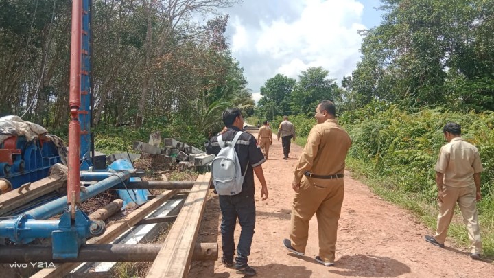 Monitoring Kegiatan Pengerjaan Jembatan Perbatasan Sindang Sari dan Desa Sidomulyo