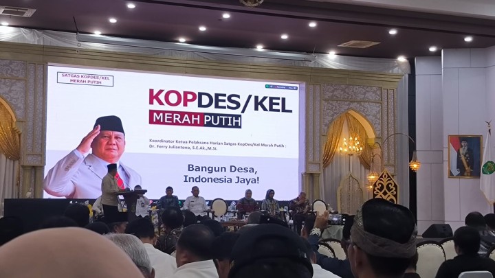 Rapat Koordinasi Percepatan Pembentukan dan Pengembangan Koperasi Desa/Kelurahan Merah Putih