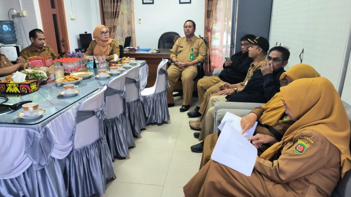 Rapat Koordinasi Lurah "Pembahasan Renja Tahun 2026"