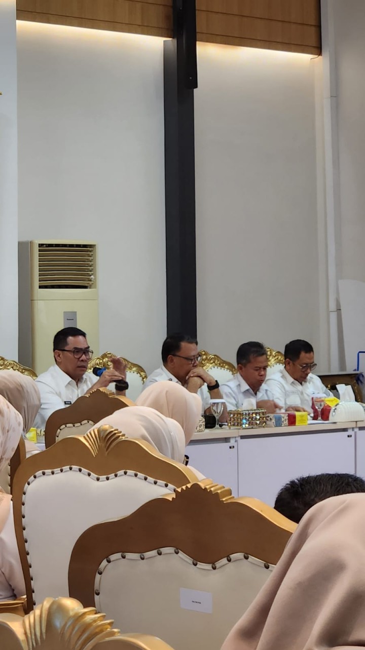 Presentasi Kepada Wali kota Samarinda Terkait Rencana Kerja TA. 2026 Kepala PD dan Camat (Didampingi Lurah).