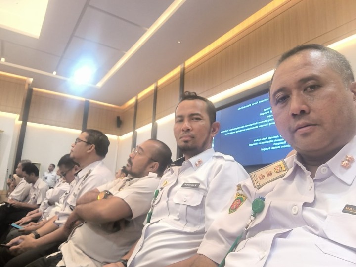 Presentasi Kepada Wali kota Samarinda Terkait Rencana Kerja TA. 2026 Kepala PD dan Camat (Didampingi Lurah).