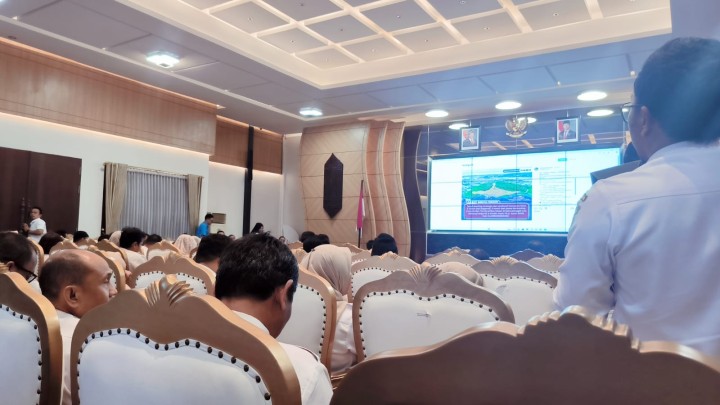 Presentasi Kepada Wali kota Samarinda Terkait Rencana Kerja TA. 2026 Kepala PD dan Camat (Didampingi Lurah).