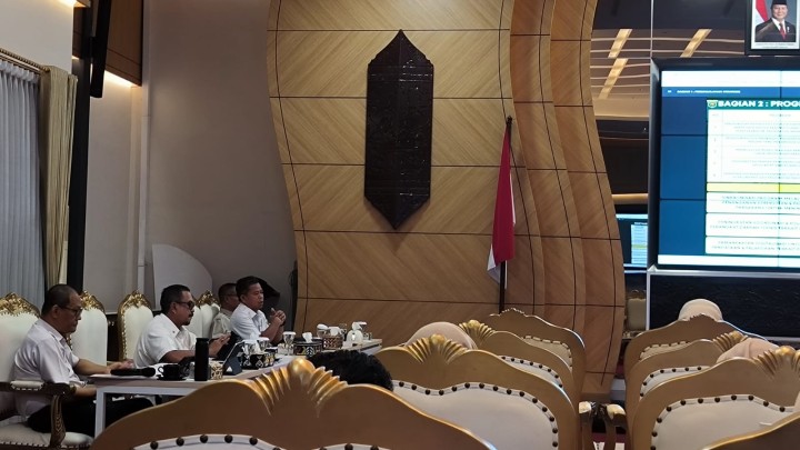 Presentasi Kepada Wali kota Samarinda Terkait Rencana Kerja TA. 2026 Kepala PD dan Camat (Didampingi Lurah).