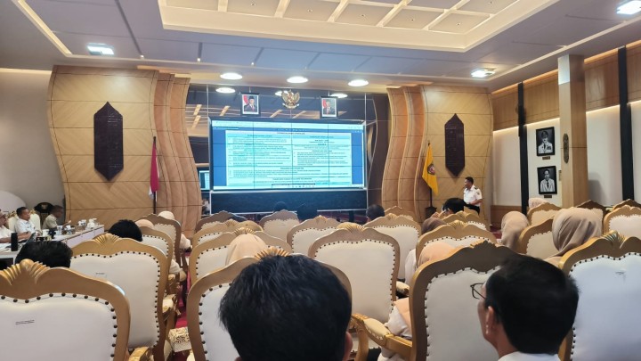 Presentasi Kepada Wali kota Samarinda Terkait Rencana Kerja TA. 2026 Kepala PD dan Camat (Didampingi Lurah).