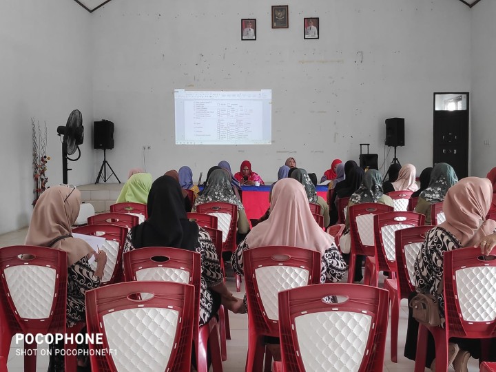 Sosialisasi dan Bimtek PKK Kelurahan Sindang Sari.