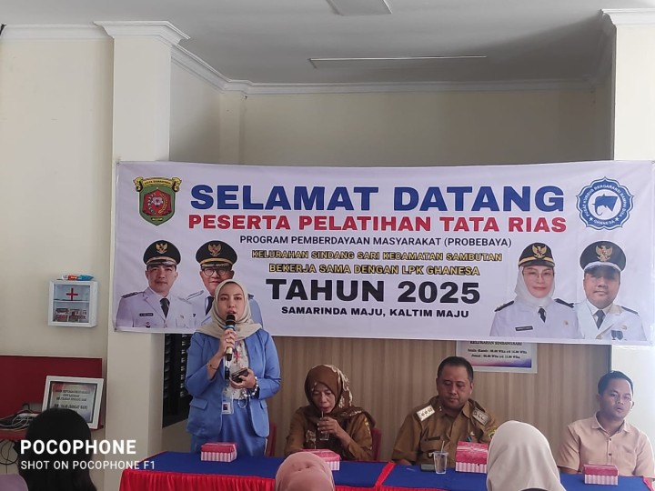 Penutupan Pelatihan Tata Rias (PROBEBAYA) Program Pemberdayaan.