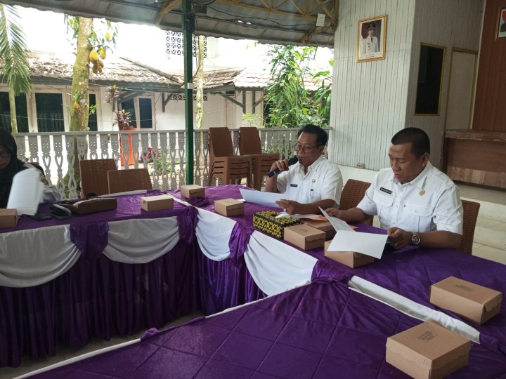 Rapat Pembinaan Sekolah Sehat ( UKS ) di hadiri Kasi Kesra Kelurahan. #samarindamaju