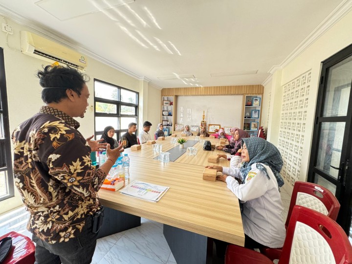 Penerimaan Mahasiswa KKN IUNSI dan Sosialisasi