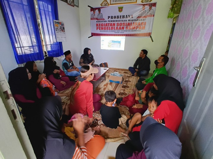 Sosialisasi Pengolahan Sampah. (PROBEBAYA)
