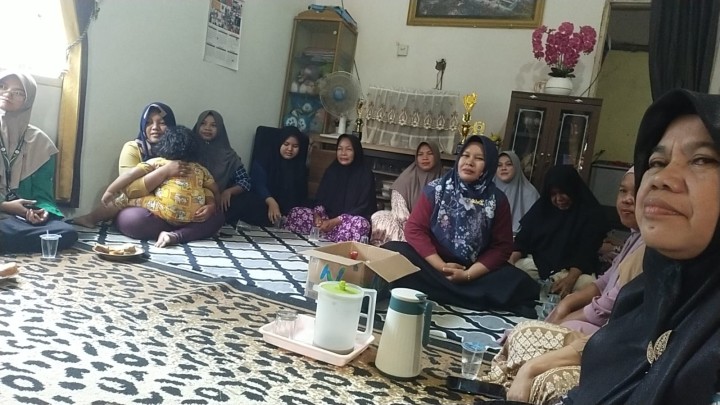 Sosialisasi Pengolahan Sampah. (PROBEBAYA)